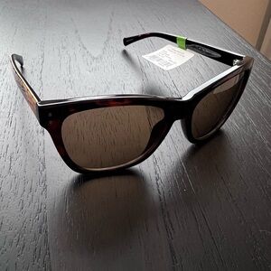 Vera Bradley Bailey Painted Feathers Sunglasses